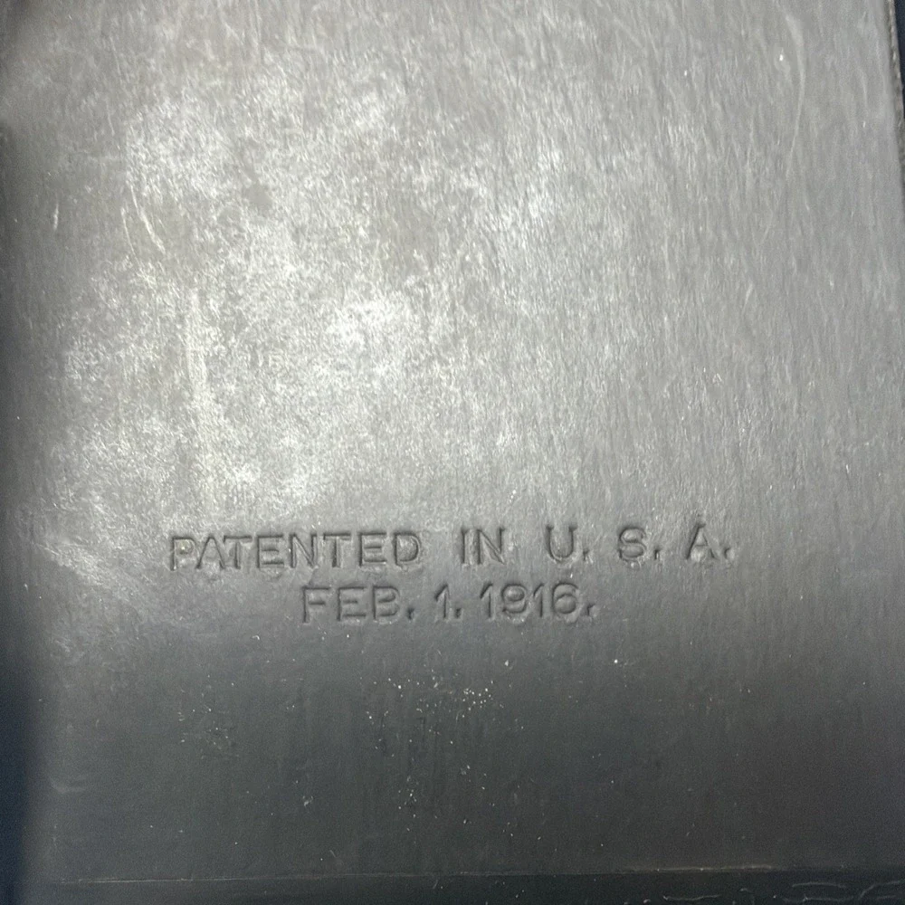 Kodak Eastman No 2A Model C Brown Brownie Box Camera Uses 116 Film Untested
